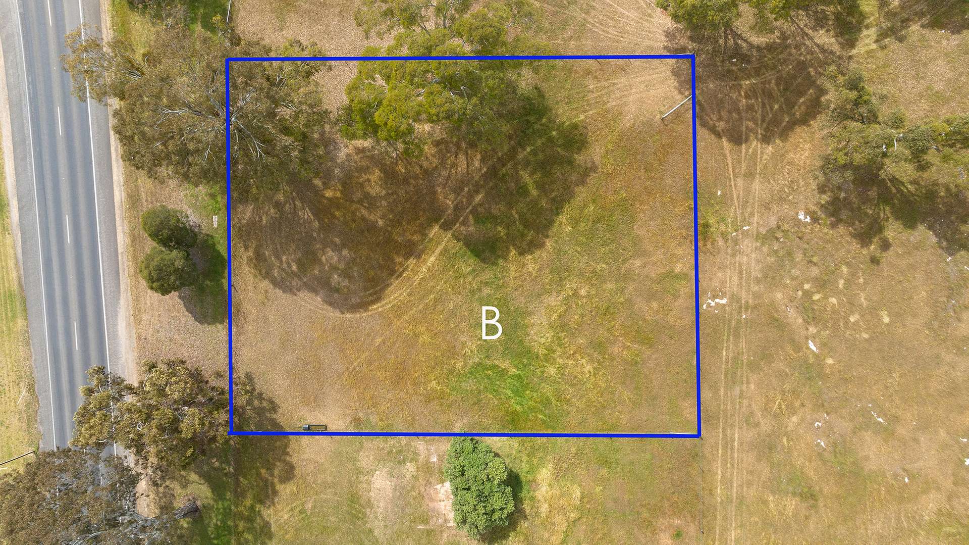 302 Smith Street, Naracoorte For Sale by Farmbuy.com - image 2