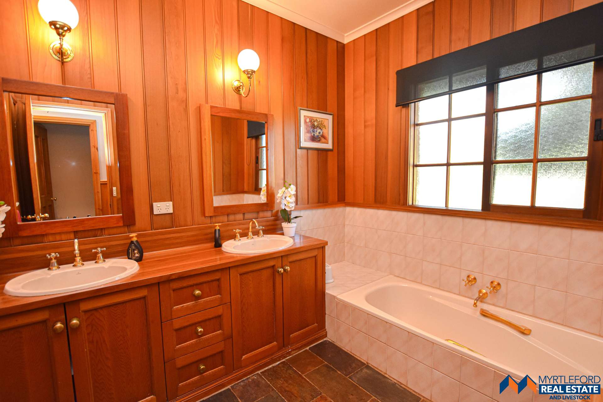 7 Jenny Lane, Myrtleford Sold by Farmbuy.com - image 13