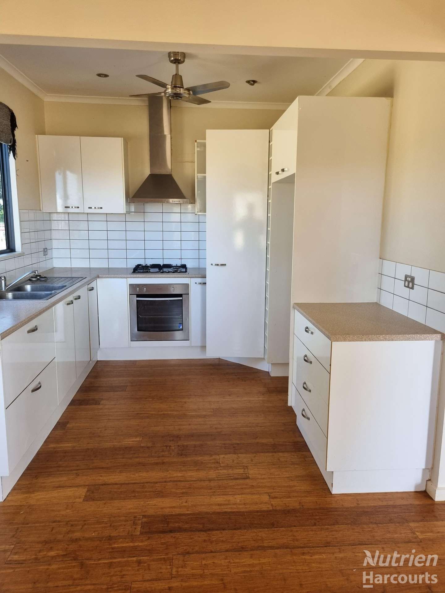 54 Stuart Highway, Tennant Creek For Sale by Farmbuy.com - image 3