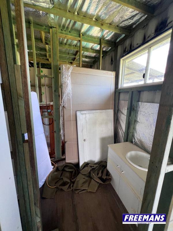 17 Peroone Street, Wondai For Sale by Farmbuy.com - image 15