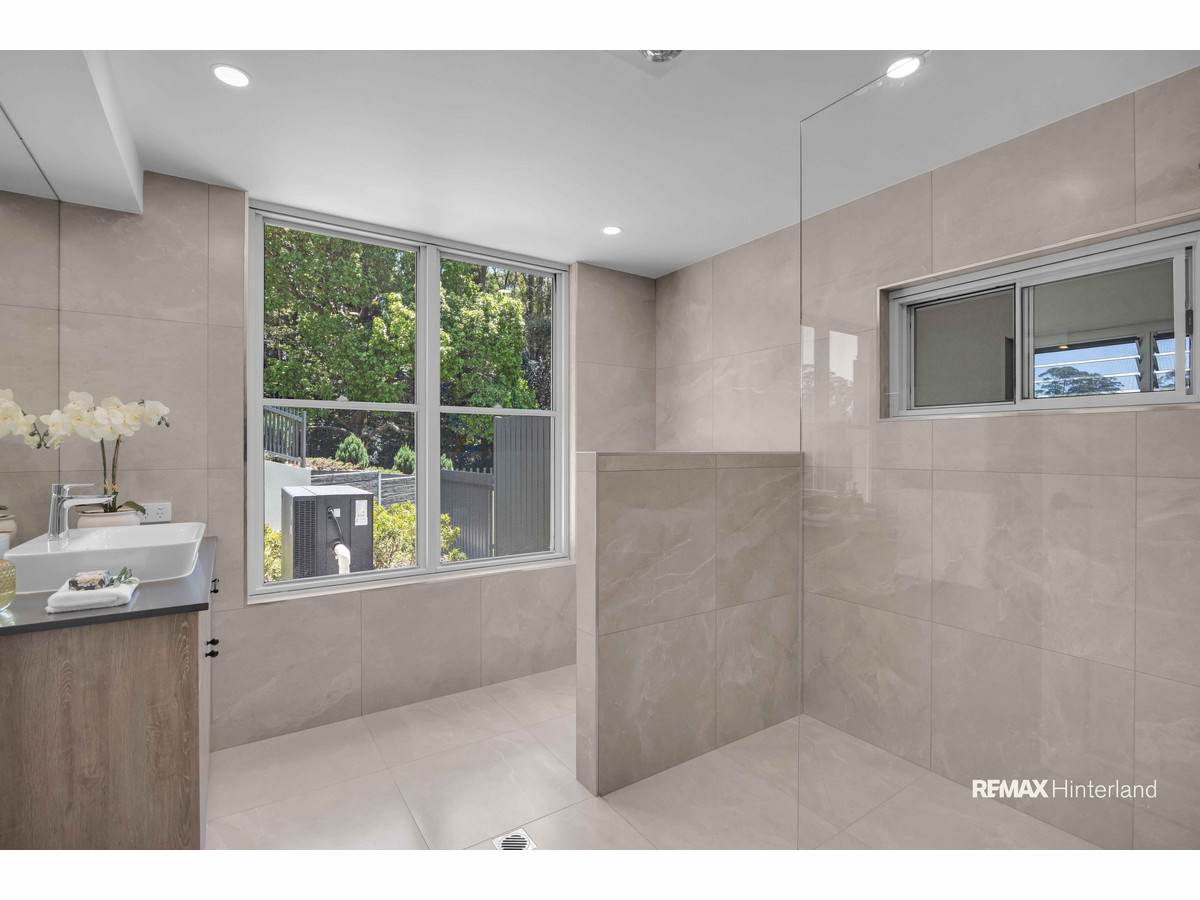 8 Silver Birch Lane, North Maleny For Sale by Farmbuy.com - image 19