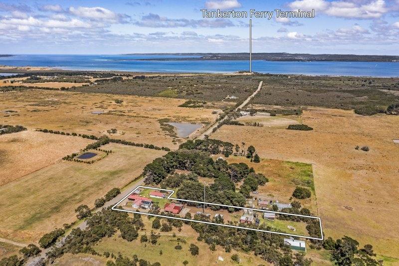 French Island For Sale by Farmbuy.com - image 7