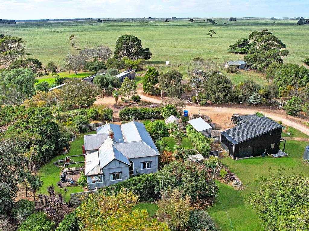 354 Fingerboard Road, Yambuk VIC 3285