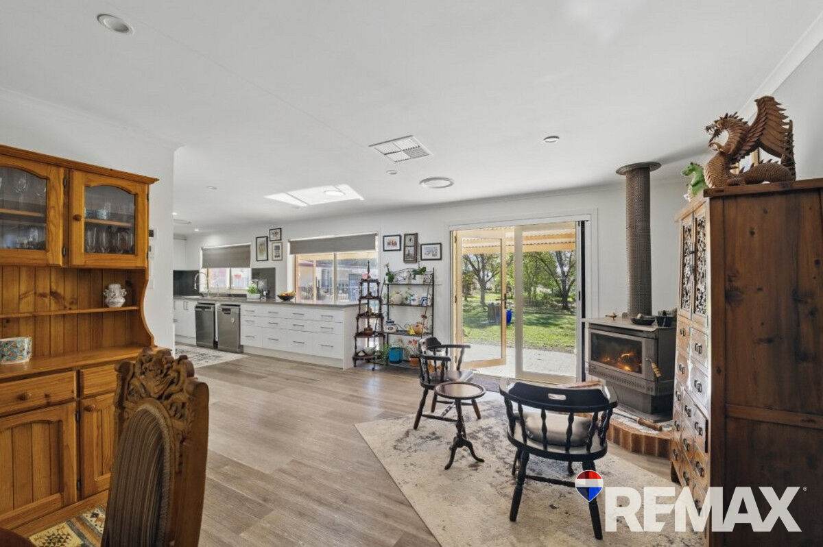 7 Smythe Road, Junee For Sale by Farmbuy.com - image 5