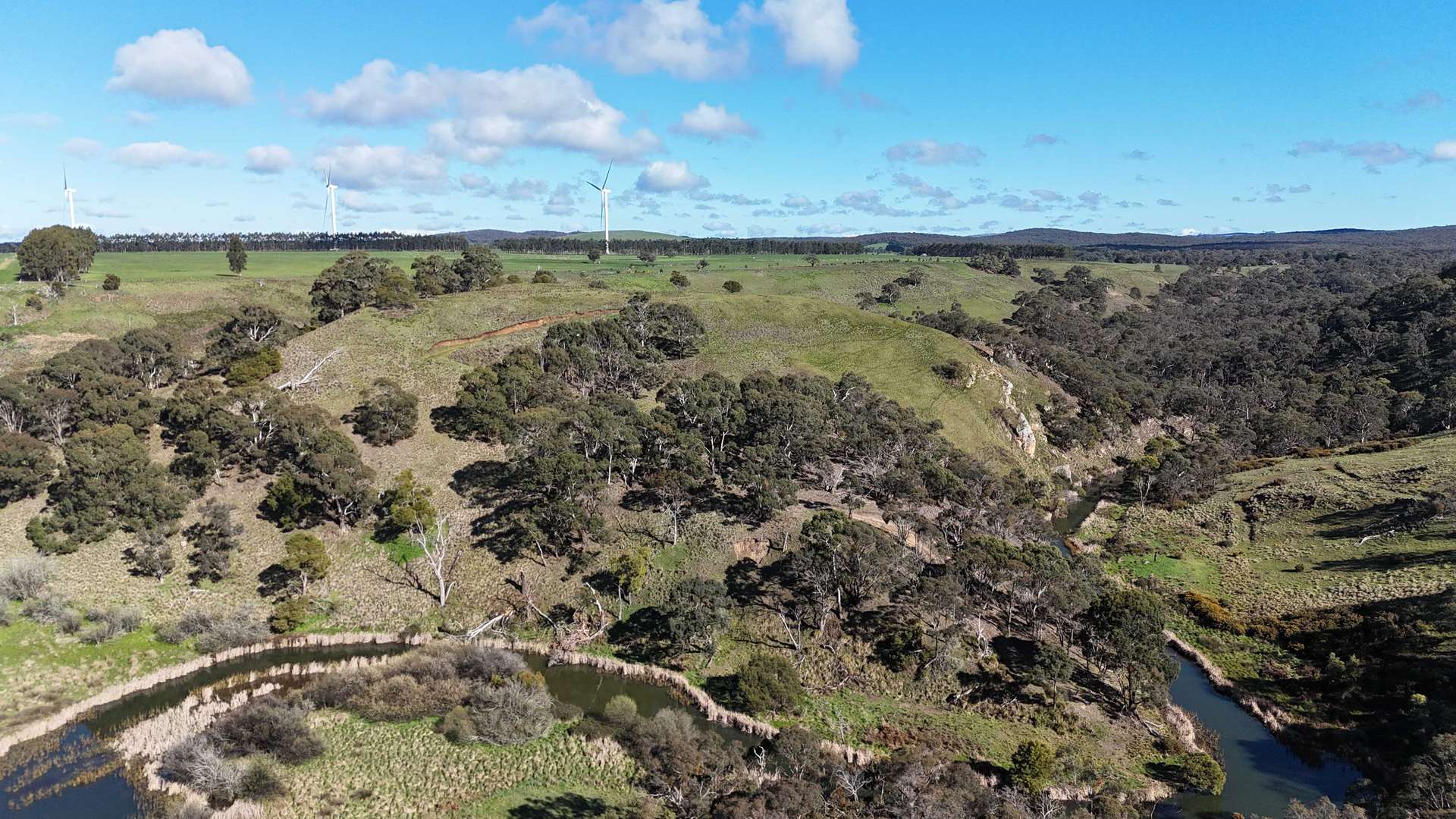 1 McDonalds Lane, Ballan For Sale by Farmbuy.com - image 18