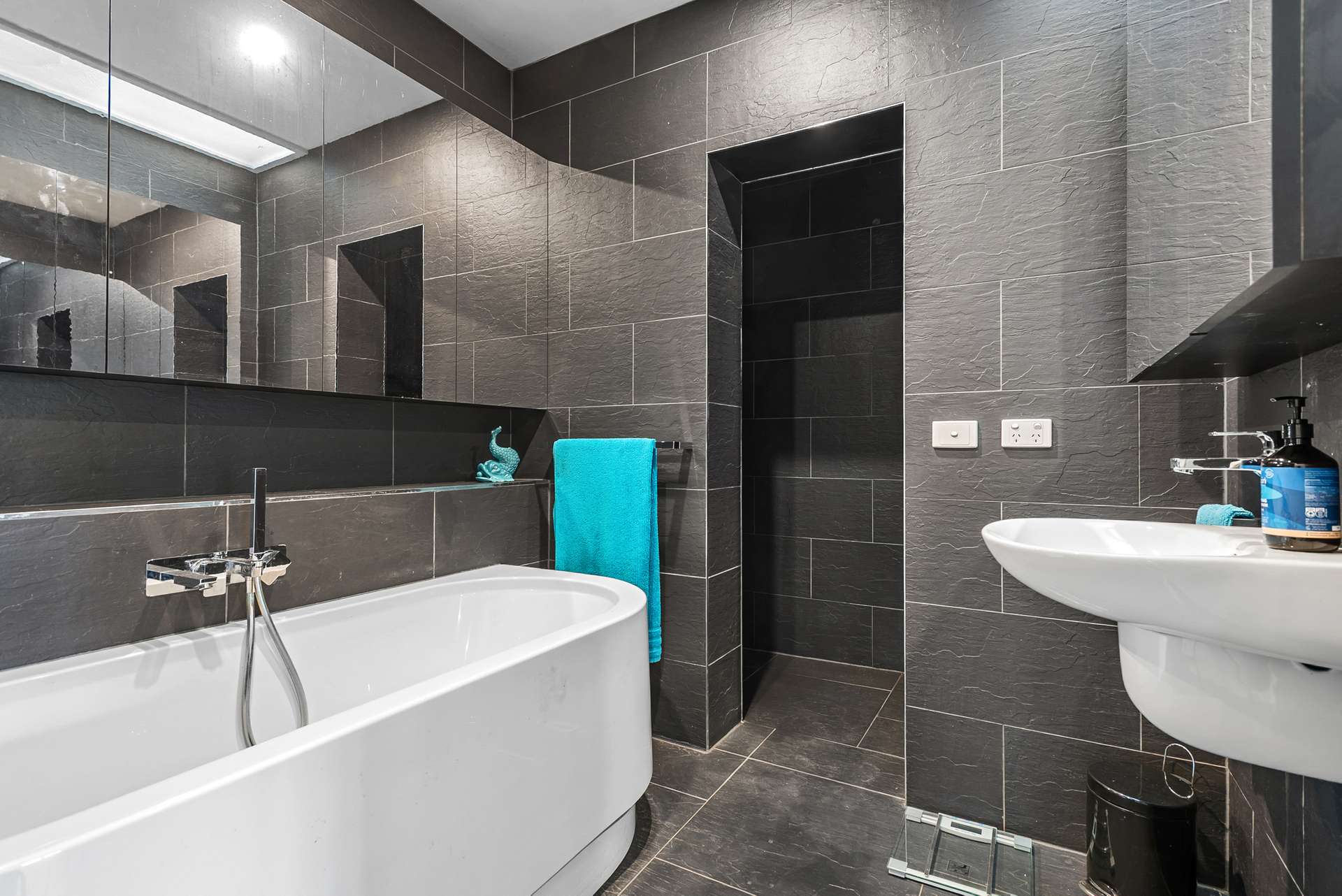 1285 Bacchus Marsh Road, Bullengarook For Sale by Farmbuy.com - image 21