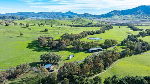 3972 Murray River Road, Bungil VIC 3691