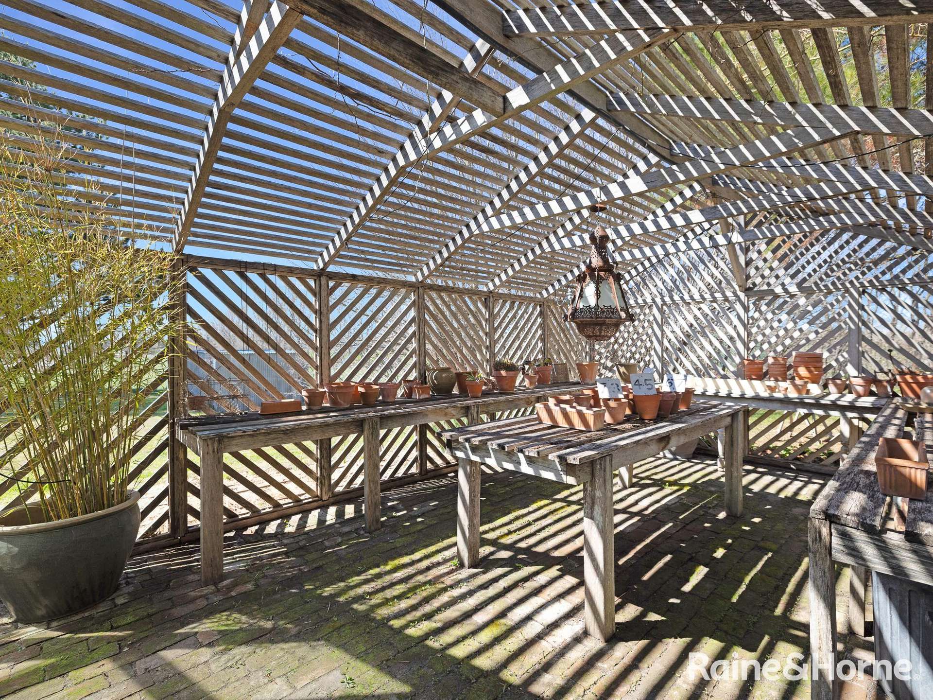 720 Vale Road, Orton Park For Sale by Farmbuy.com - image 23