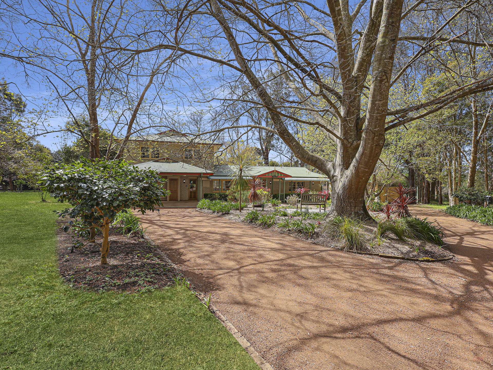 122 Cornwall Road, Exeter For Sale by Farmbuy.com - image 7