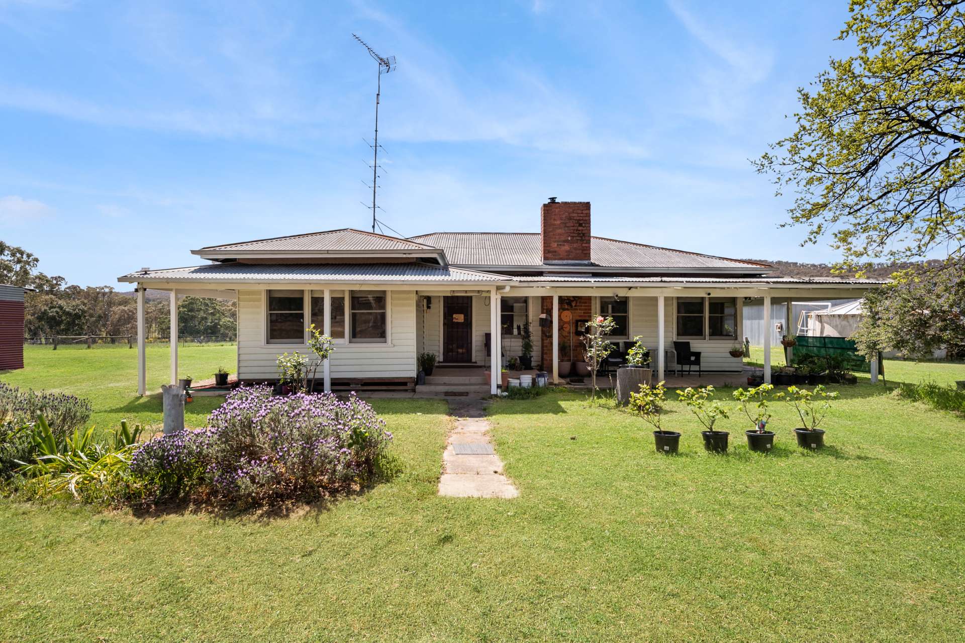 5480 Northern Highway, Tooborac For Sale by Farmbuy.com - image 1