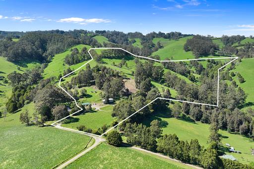 Farm For Sale - VIC - Ellinbank - 3821 - Complete Lifestyle Property in Blue-Chip Ellinbank - Be Your Own Boss 