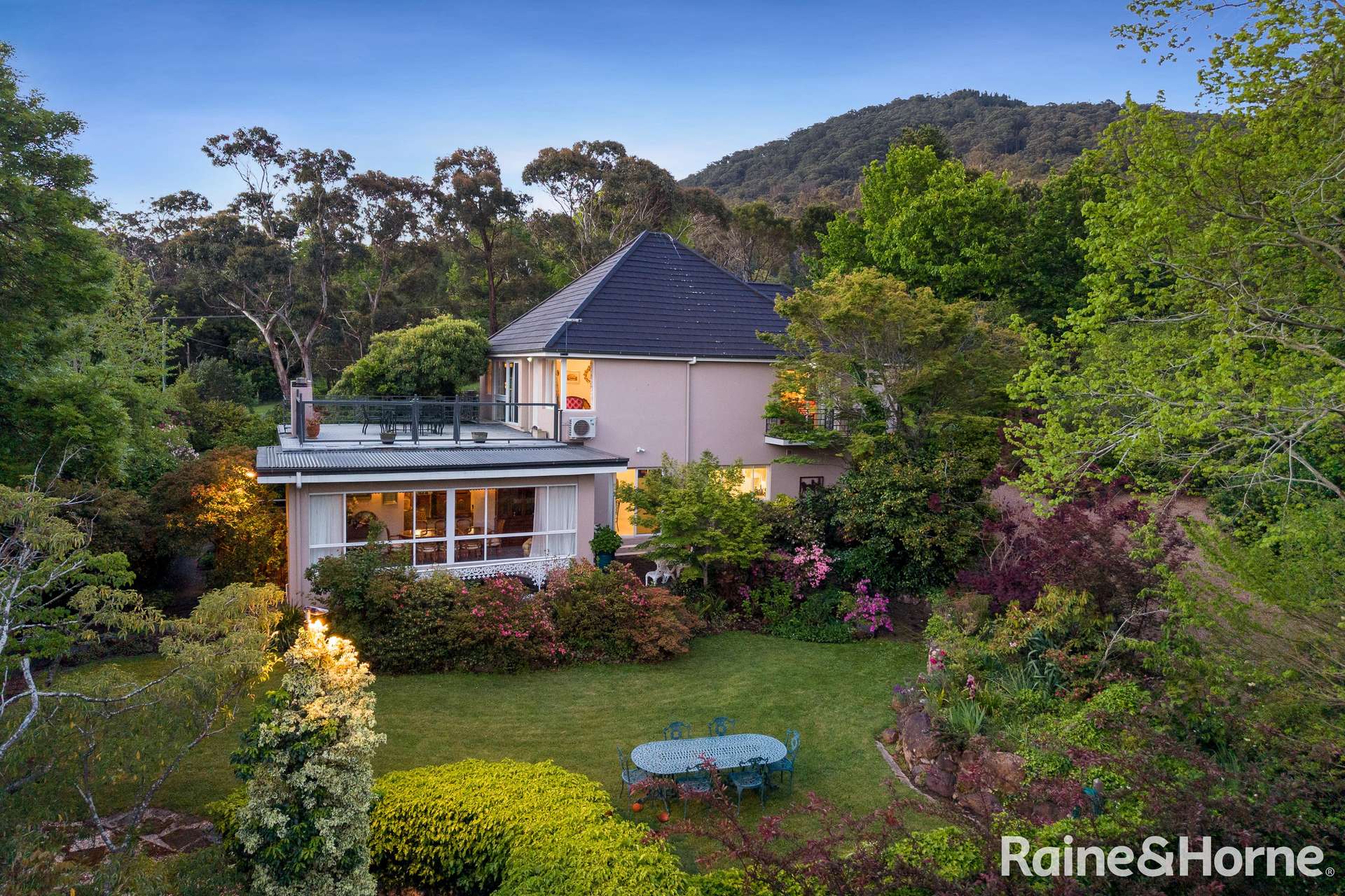 5 Governors Drive, Mount Macedon For Sale by Farmbuy.com - image 1
