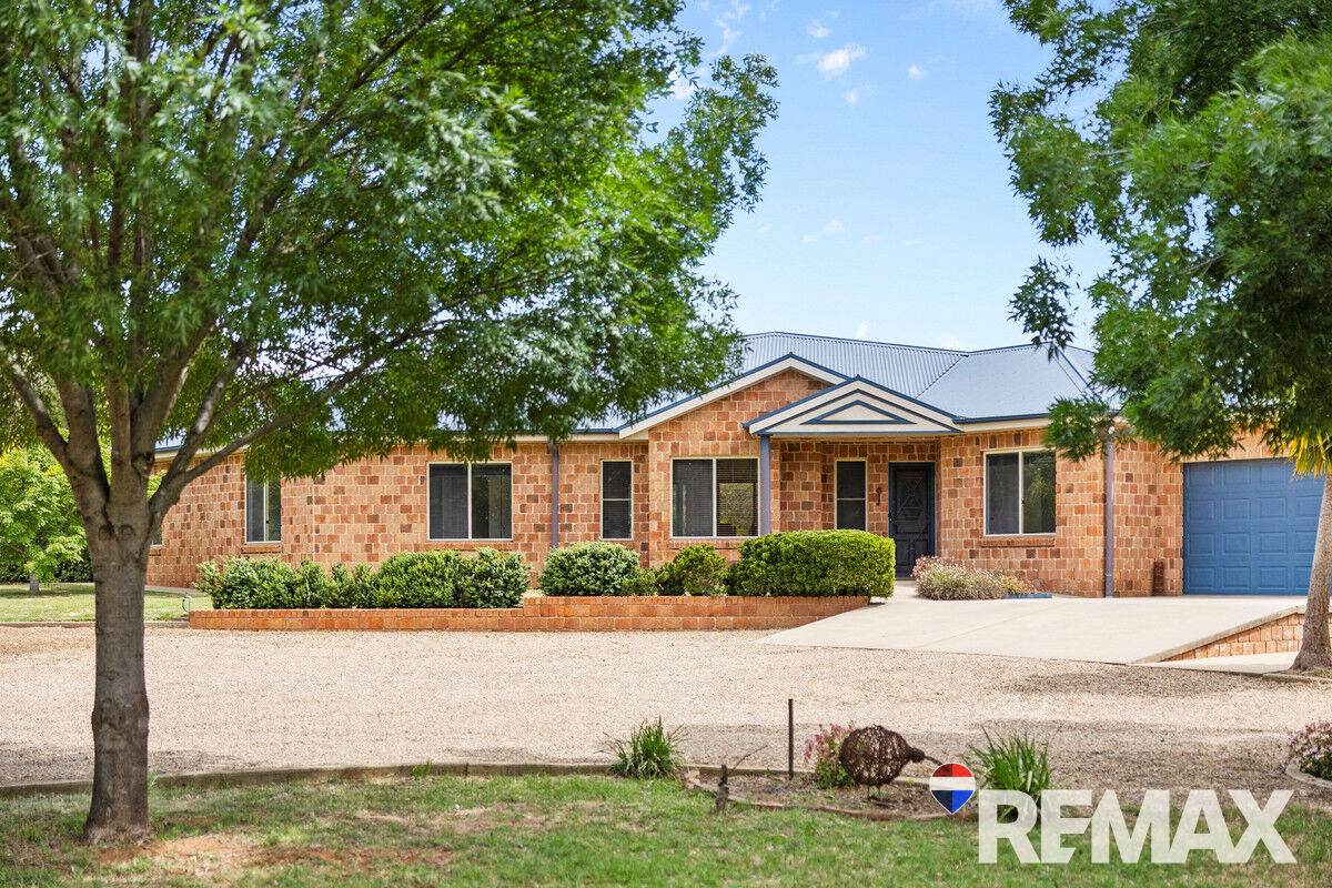 6 Loughan  Road, Junee Sold by Farmbuy.com - image 1