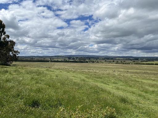 1094 Old Melbourne Road, Ballan VIC 3342