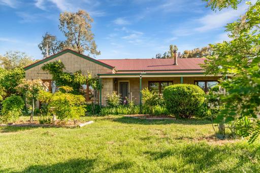 71 Thornhill Lane, Elphinstone VIC 3448