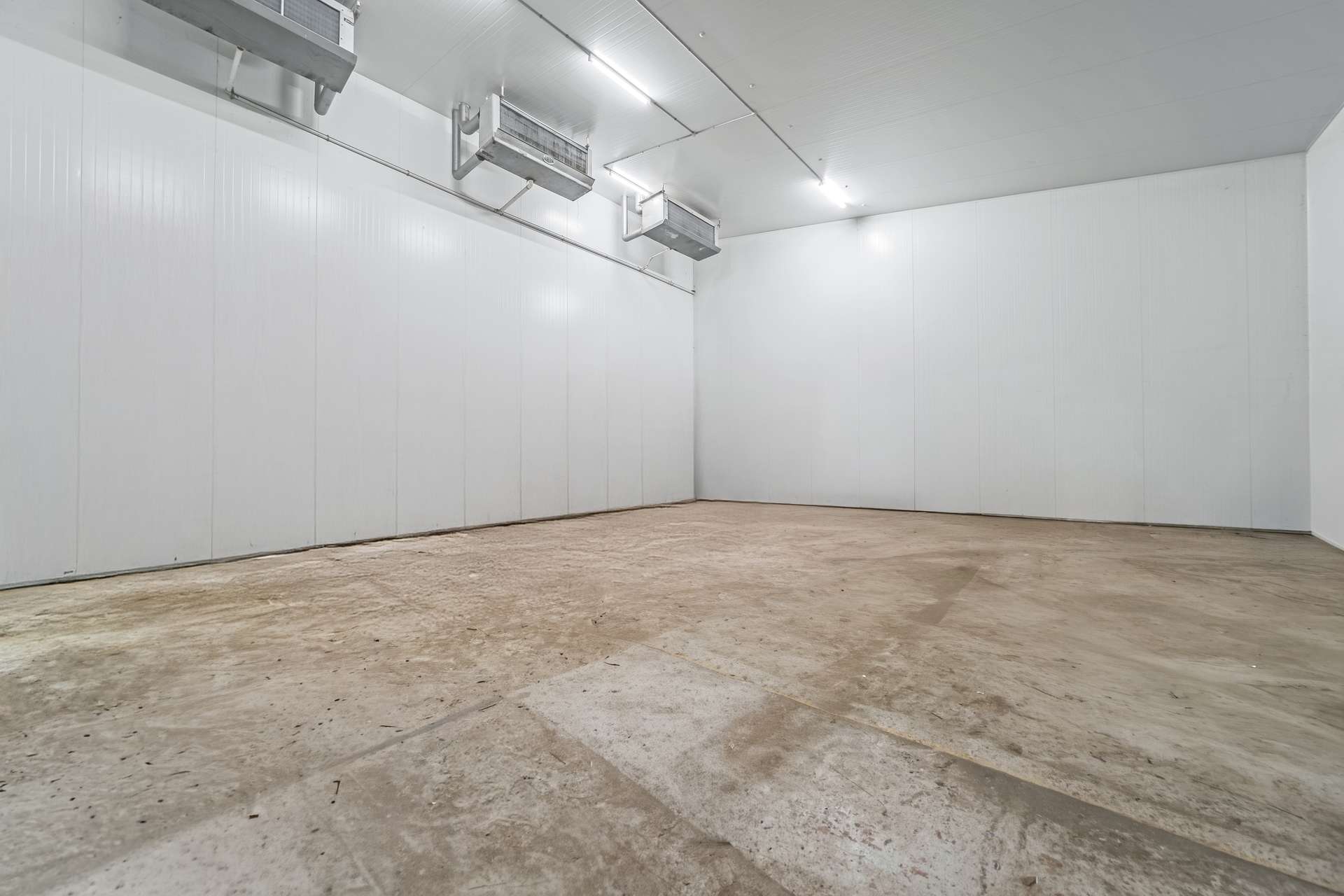 20 Martin Road, Garfield For Sale by Farmbuy.com - image 11