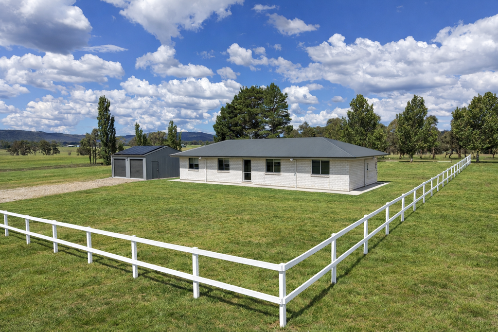 15 Haddocks Road, Tenterfield NSW 2372