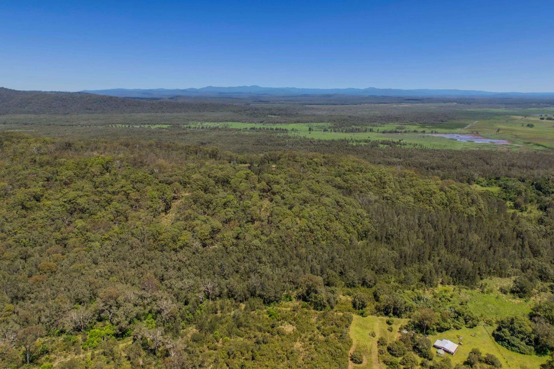 1 Loftus Road, Crescent Head For Sale by Farmbuy.com - image 3