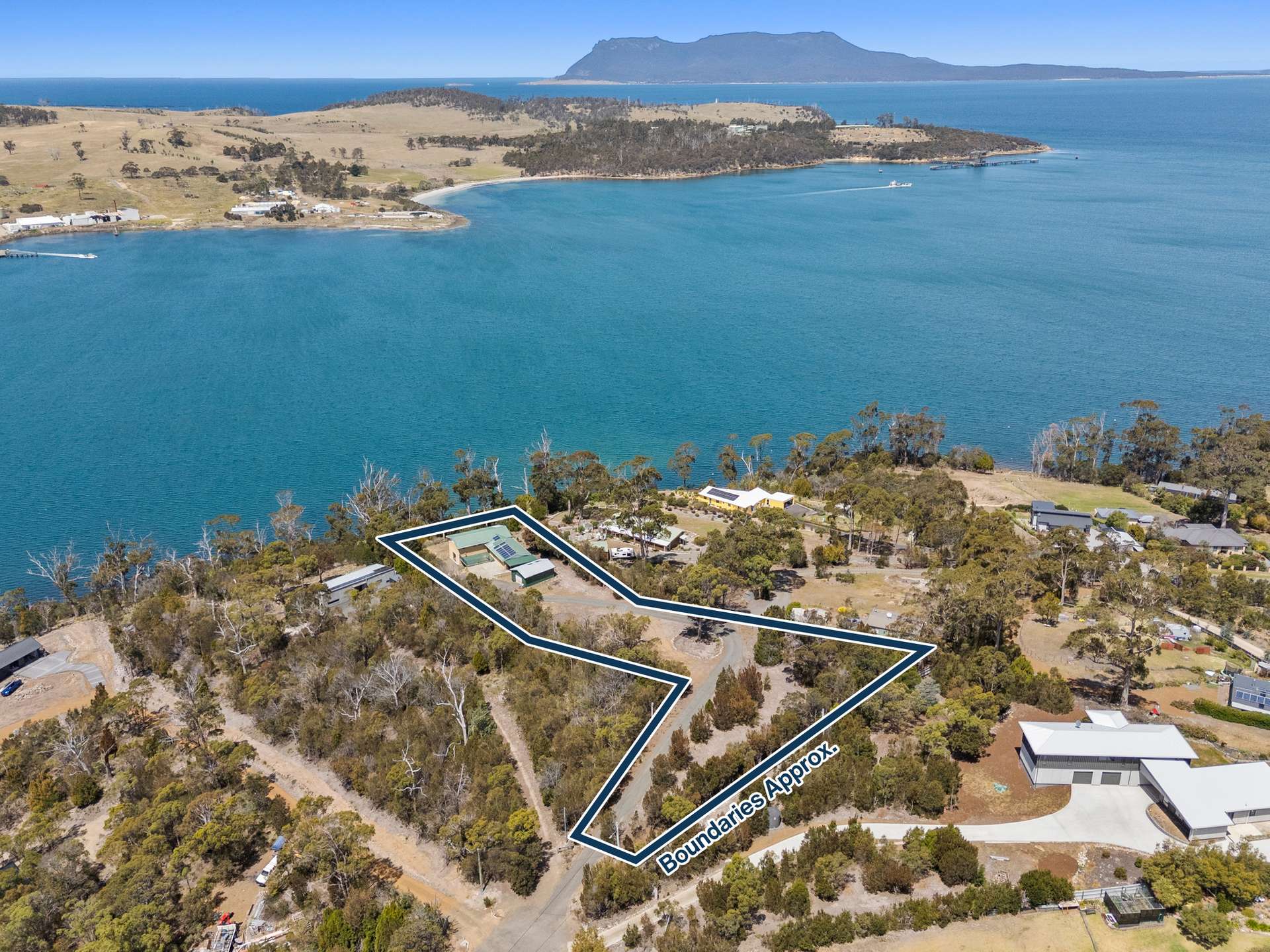 93 Barton Avenue, Triabunna For Sale by Farmbuy.com - image 1