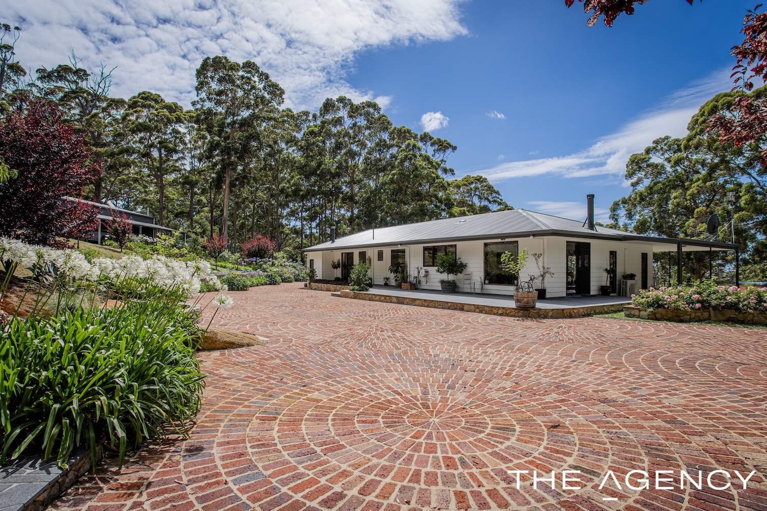 17 Mooney Valley Place, Ocean Beach For Sale by Farmbuy.com - image 1