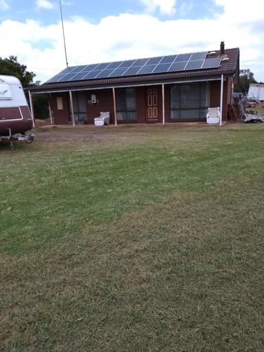 4 Eversley Street, Macarthur VIC 3286