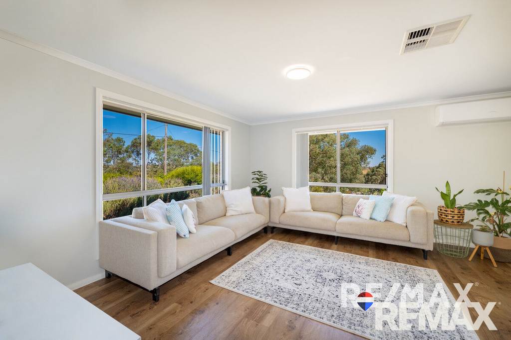 31 Tathra Drive, Junee NSW 2663