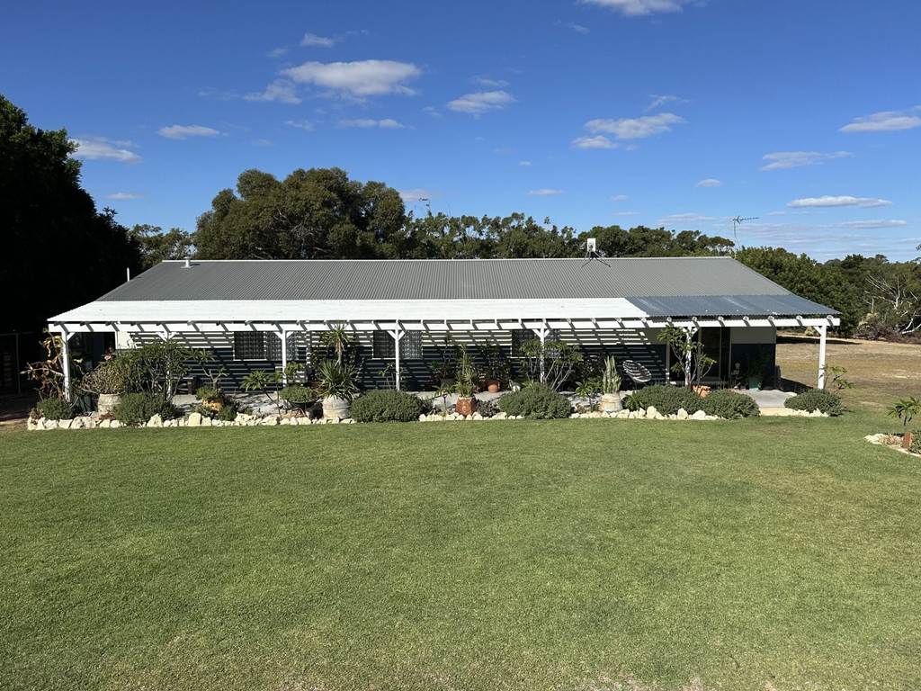 68 Kangaroo Way, Nilgen WA 6044