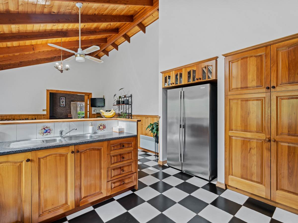 1890 Channel Highway, Margate For Sale by Farmbuy.com - image 16