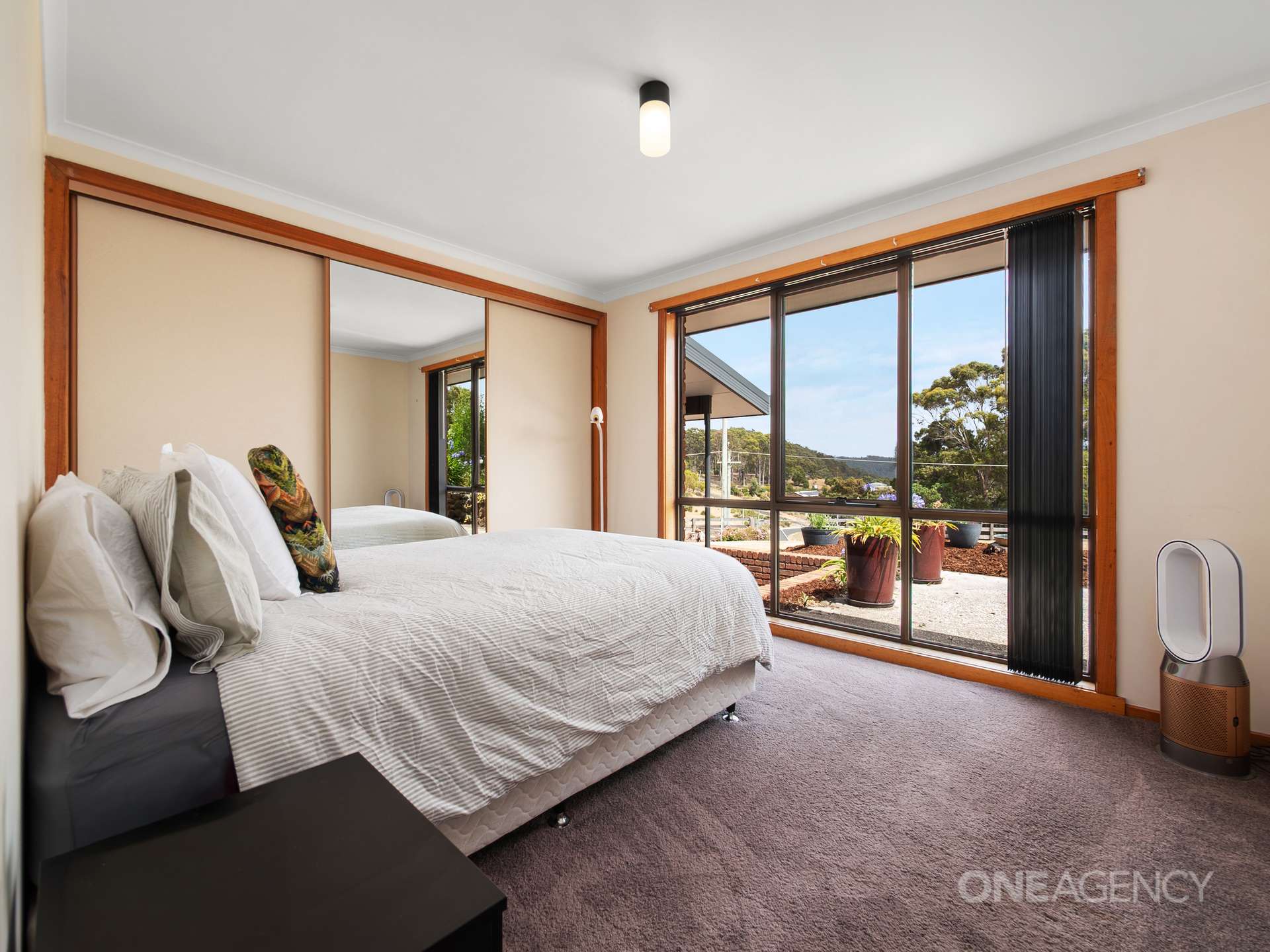 64 Linton Avenue, Heybridge For Sale by Farmbuy.com - image 15