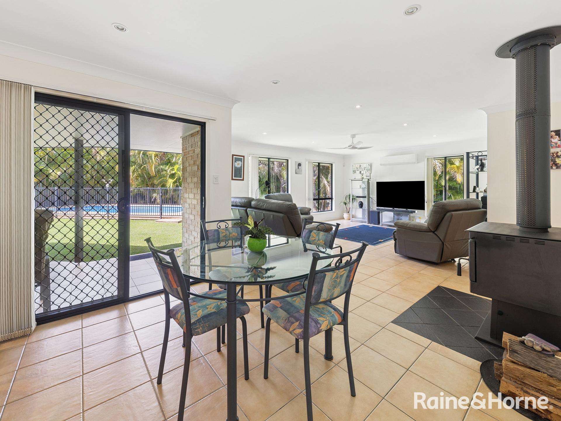 40 Gumhill Drive, Woombah For Sale by Farmbuy.com - image 4