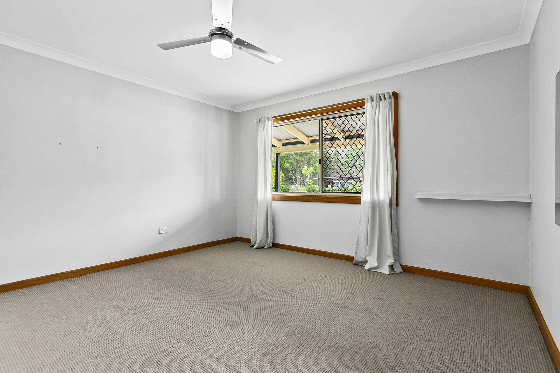 57 Rowley Road, Booral For Sale by Farmbuy.com - image 12