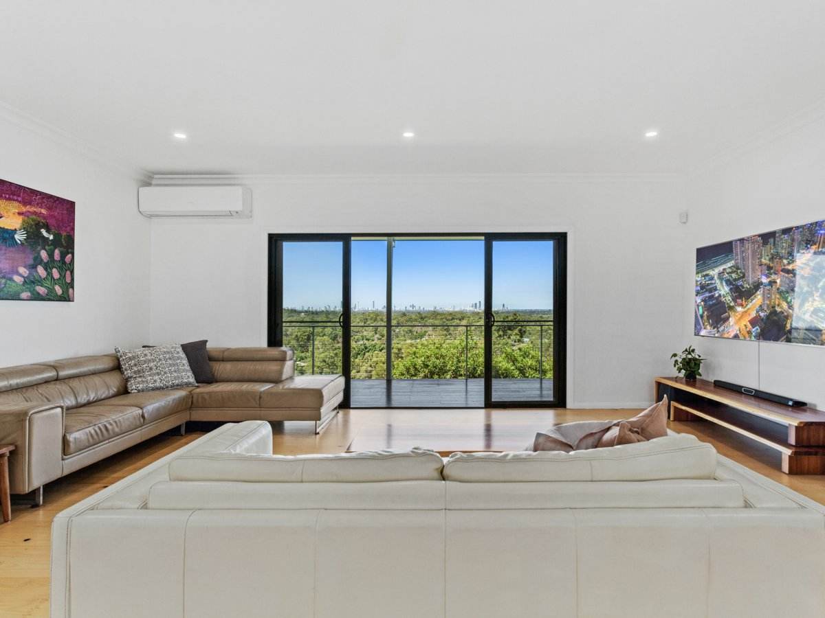 9 Earle Court, Tallai For Sale by Farmbuy.com - image 11