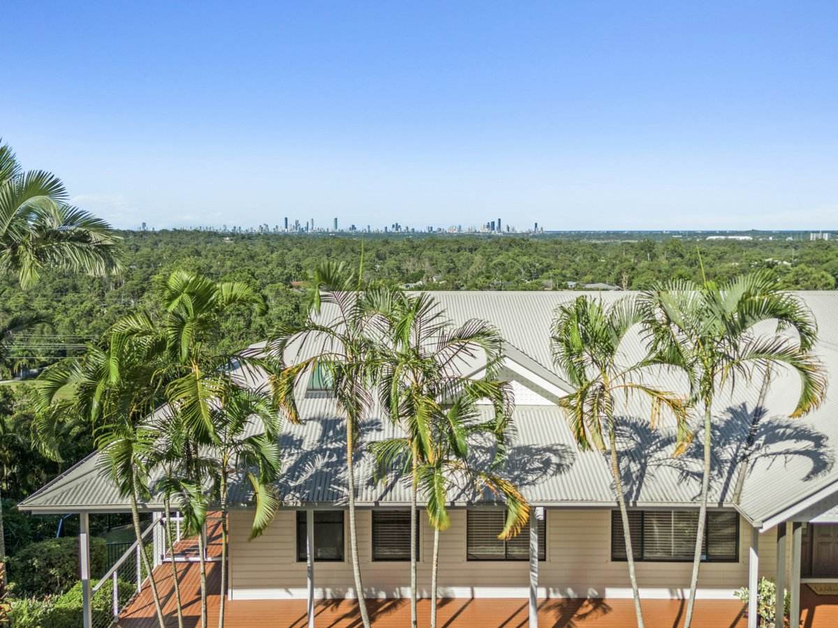 9 Earle Court, Tallai For Sale by Farmbuy.com - image 2