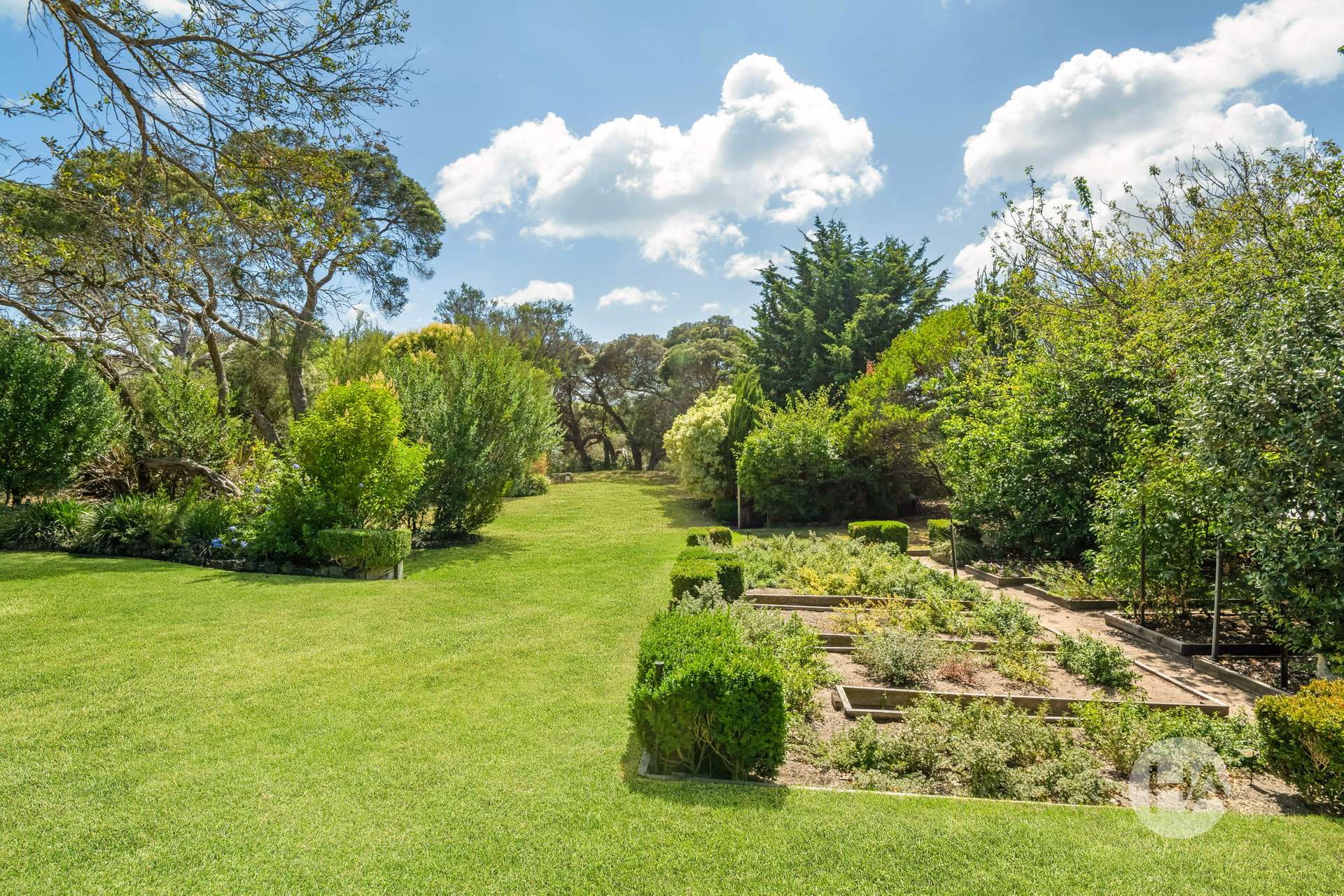 31 Creedmore Drive, Rye For Sale by Farmbuy.com - image 16