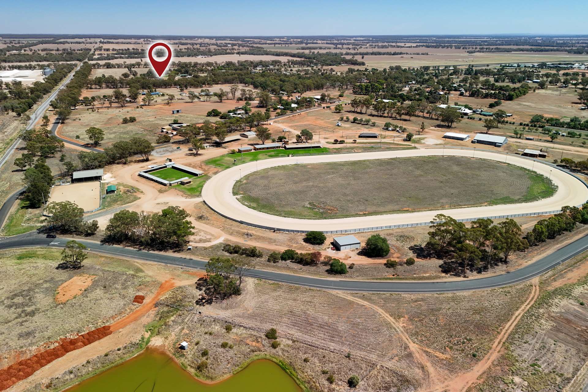 2 Killarney Street, Temora For Sale by Farmbuy.com - image 22