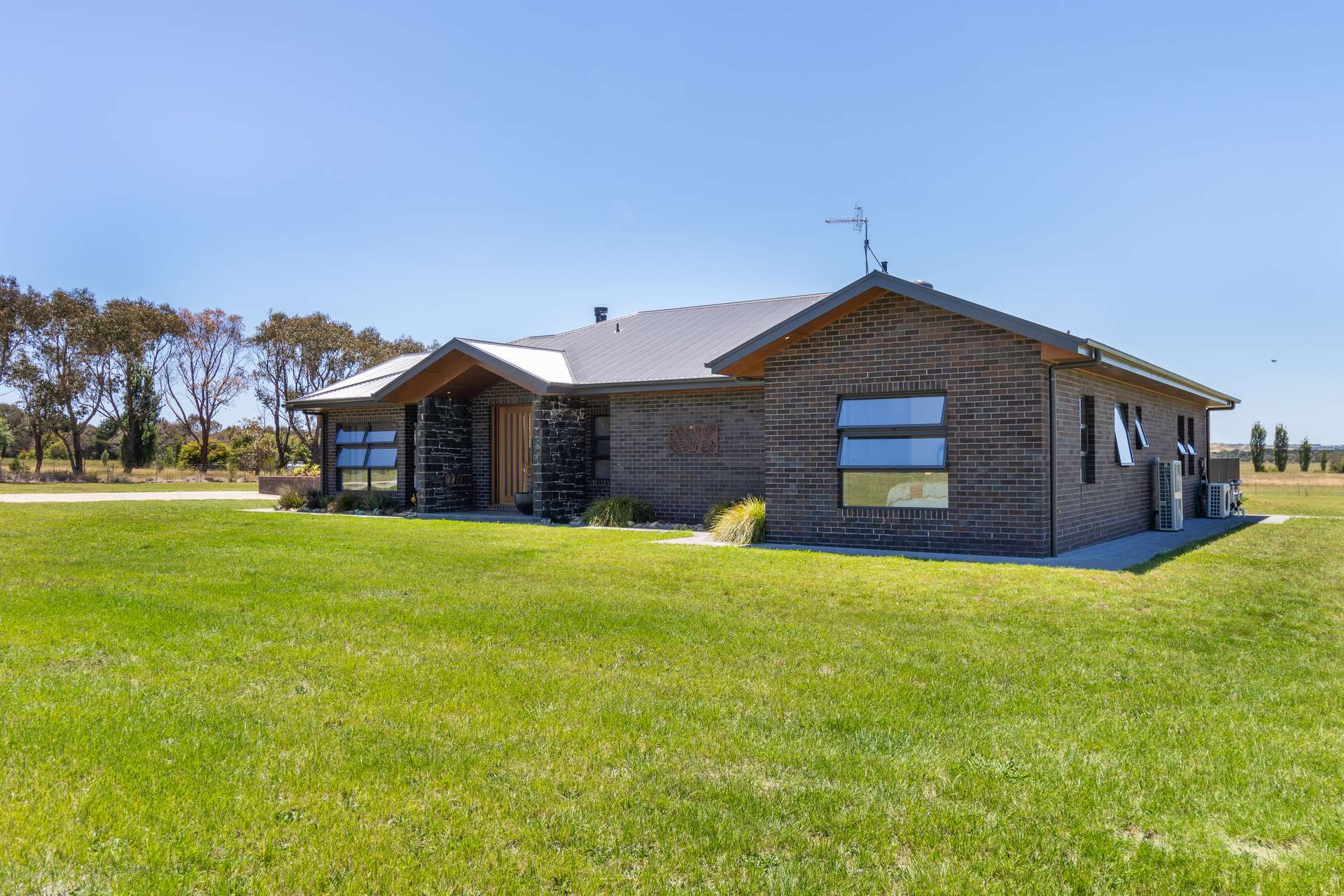 29 Mathews Lane, Bungendore For Sale by Farmbuy.com - image 31