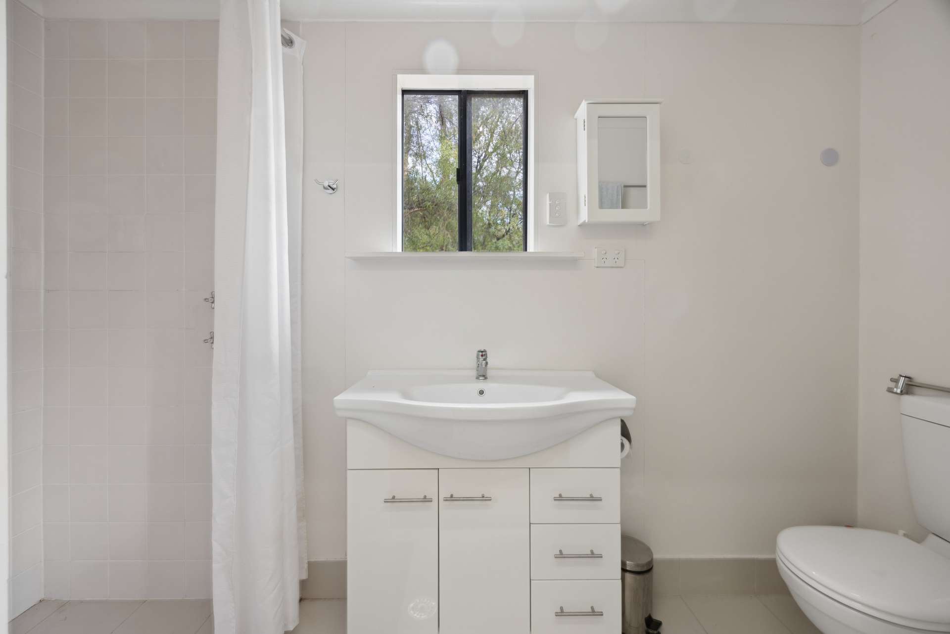 10 Sylvia Street, Murrumbateman Auction by Farmbuy.com - image 16