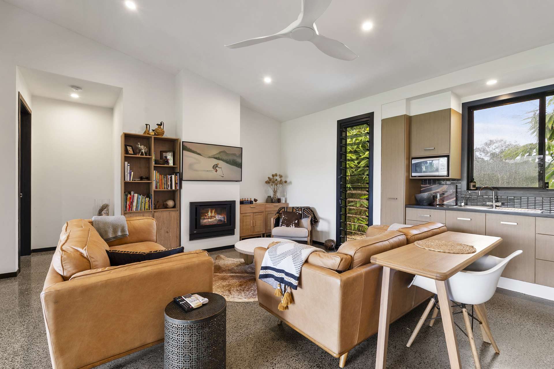 160 Upper Crystal Creek Road, Upper Crystal Creek For Sale by Farmbuy.com - image 8