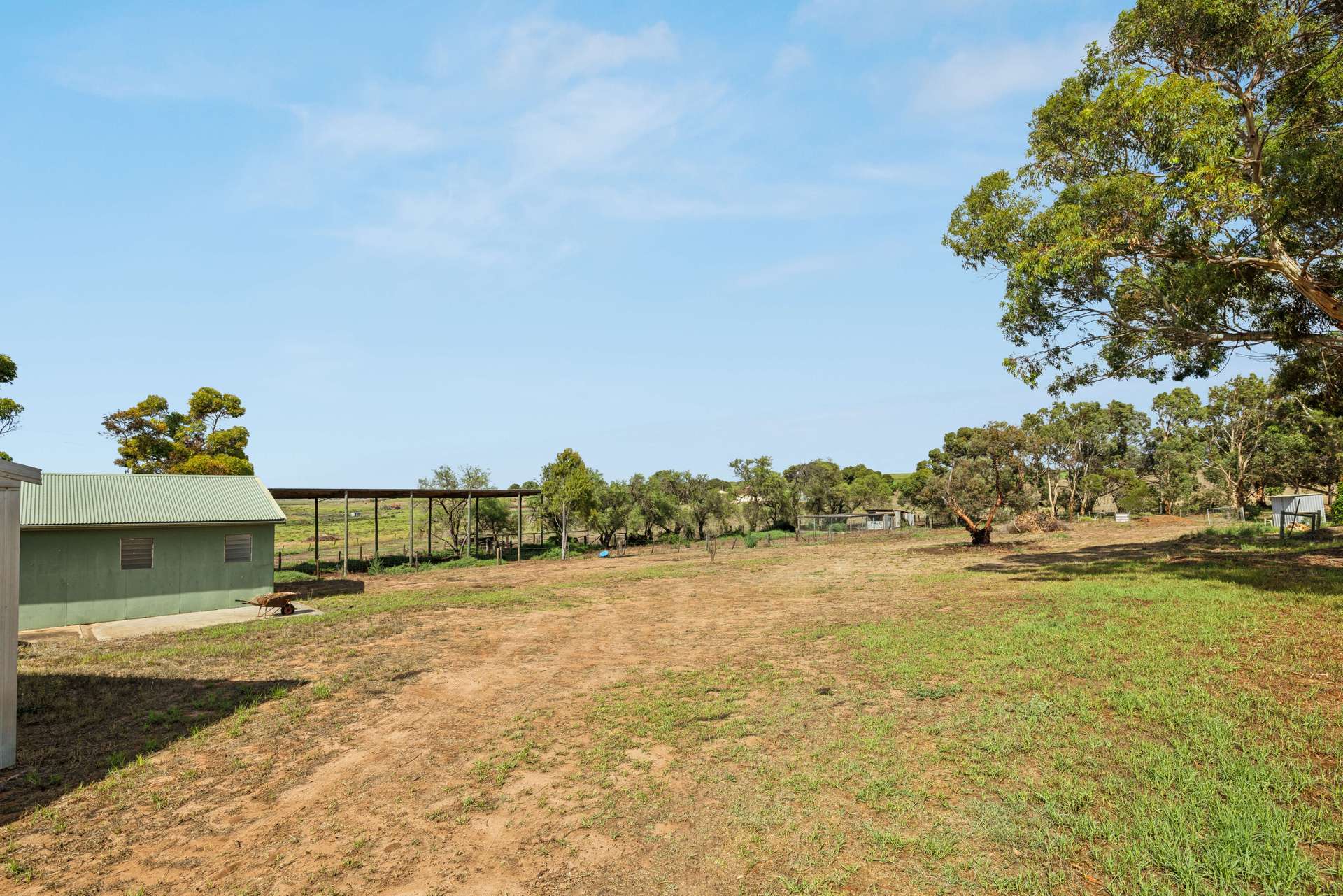 63 Carter Road, Swanport For Sale by Farmbuy.com - image 13