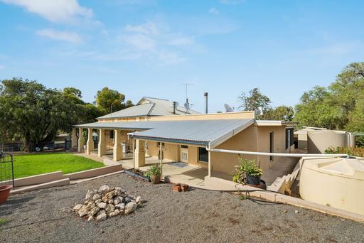 63 Carter Road, Swanport SA 5253