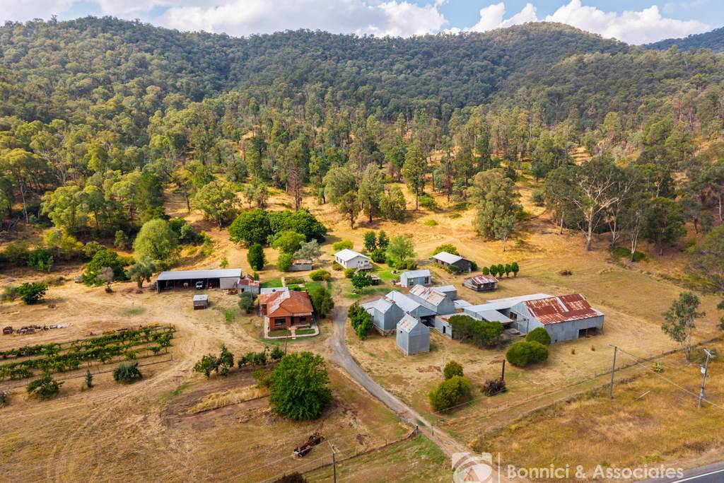 5413 Great Alpine Road, Ovens VIC 3738