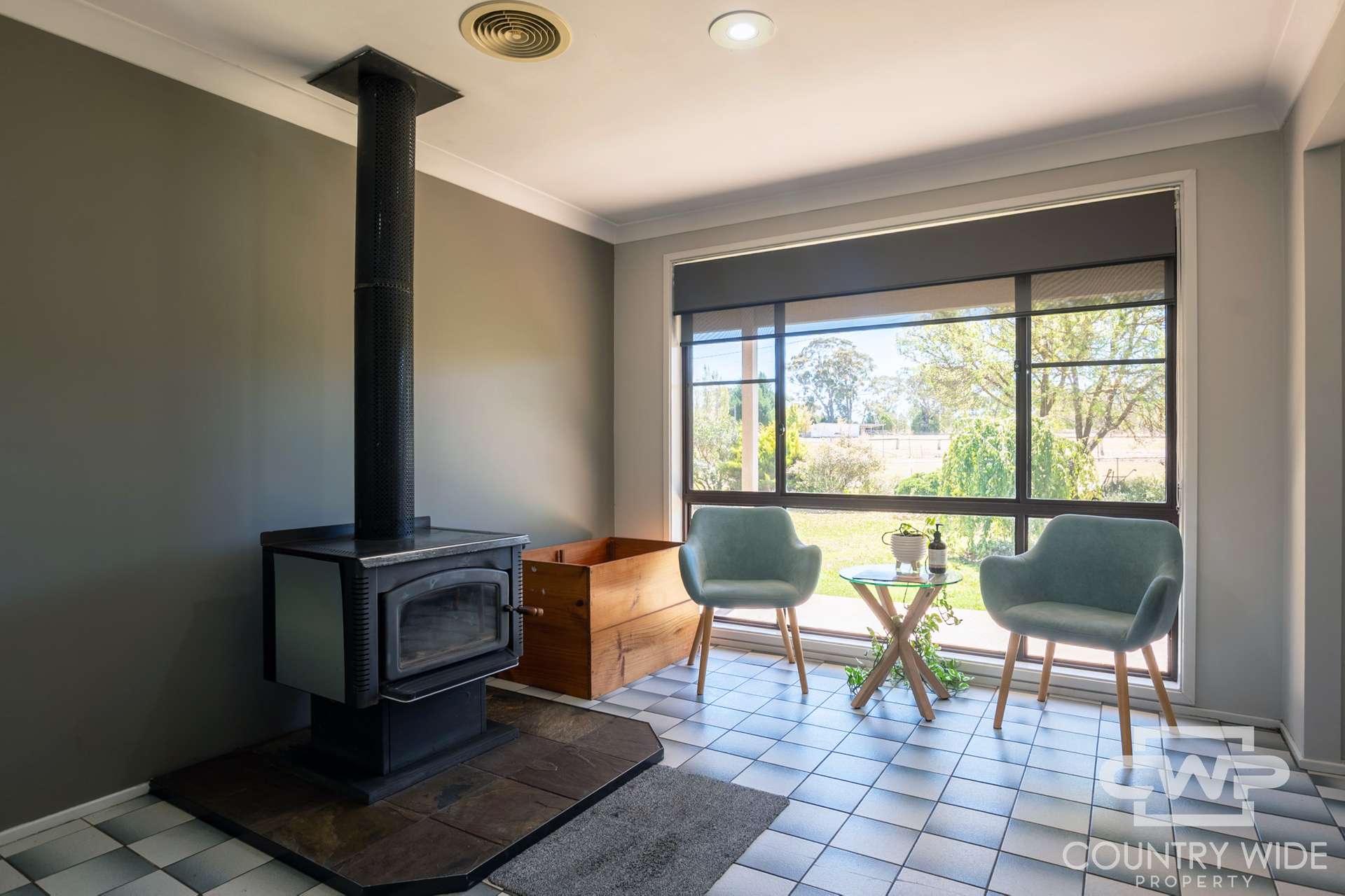19 Government Lane, Ben Lomond For Sale by Farmbuy.com - image 7