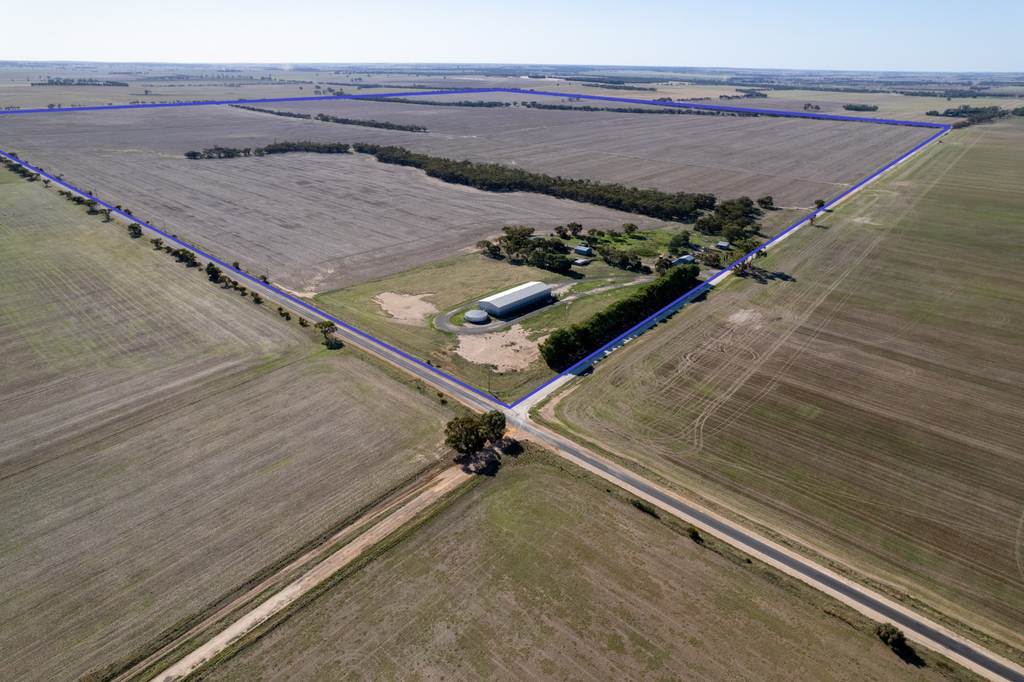 340 Never Never Road, Gerang Gerung VIC 3418