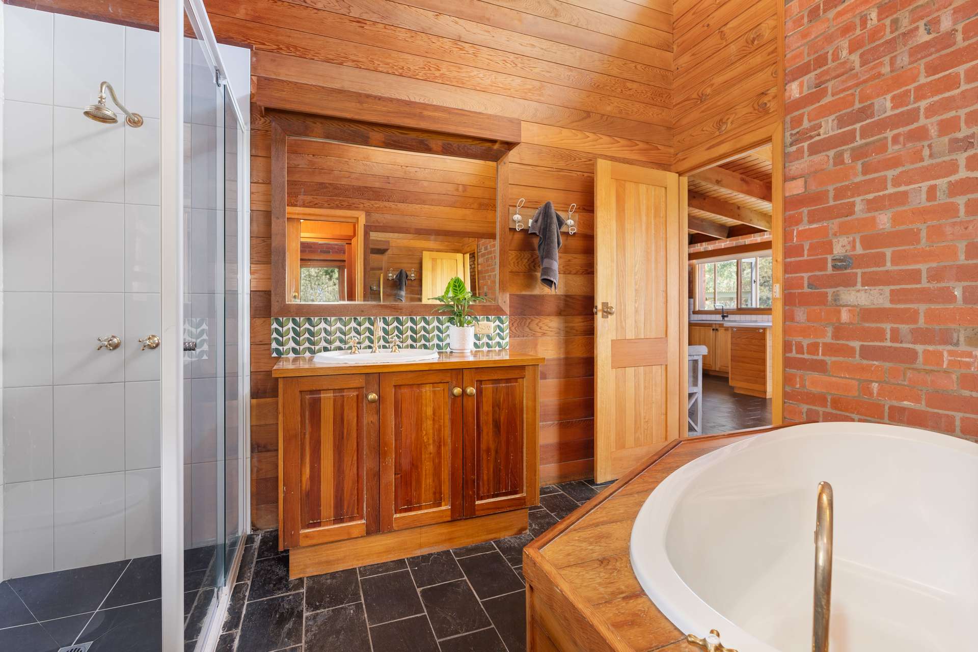 118 Mahon Lane, Yackandandah For Sale by Farmbuy.com - image 8