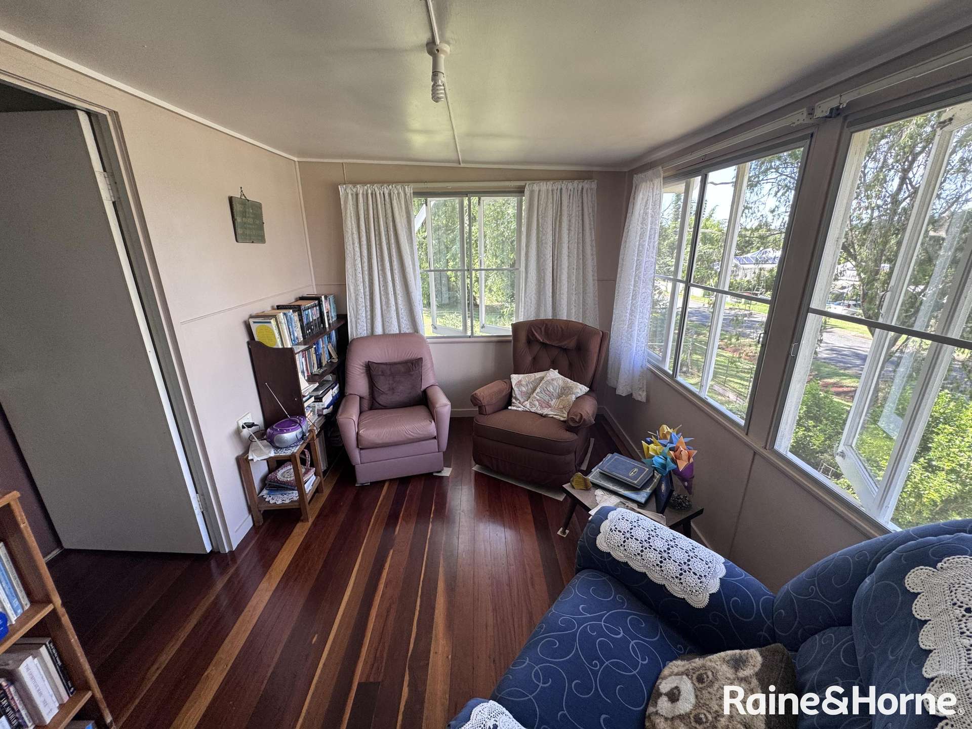 3 Davies Street, Yarraman For Sale by Farmbuy.com - image 12