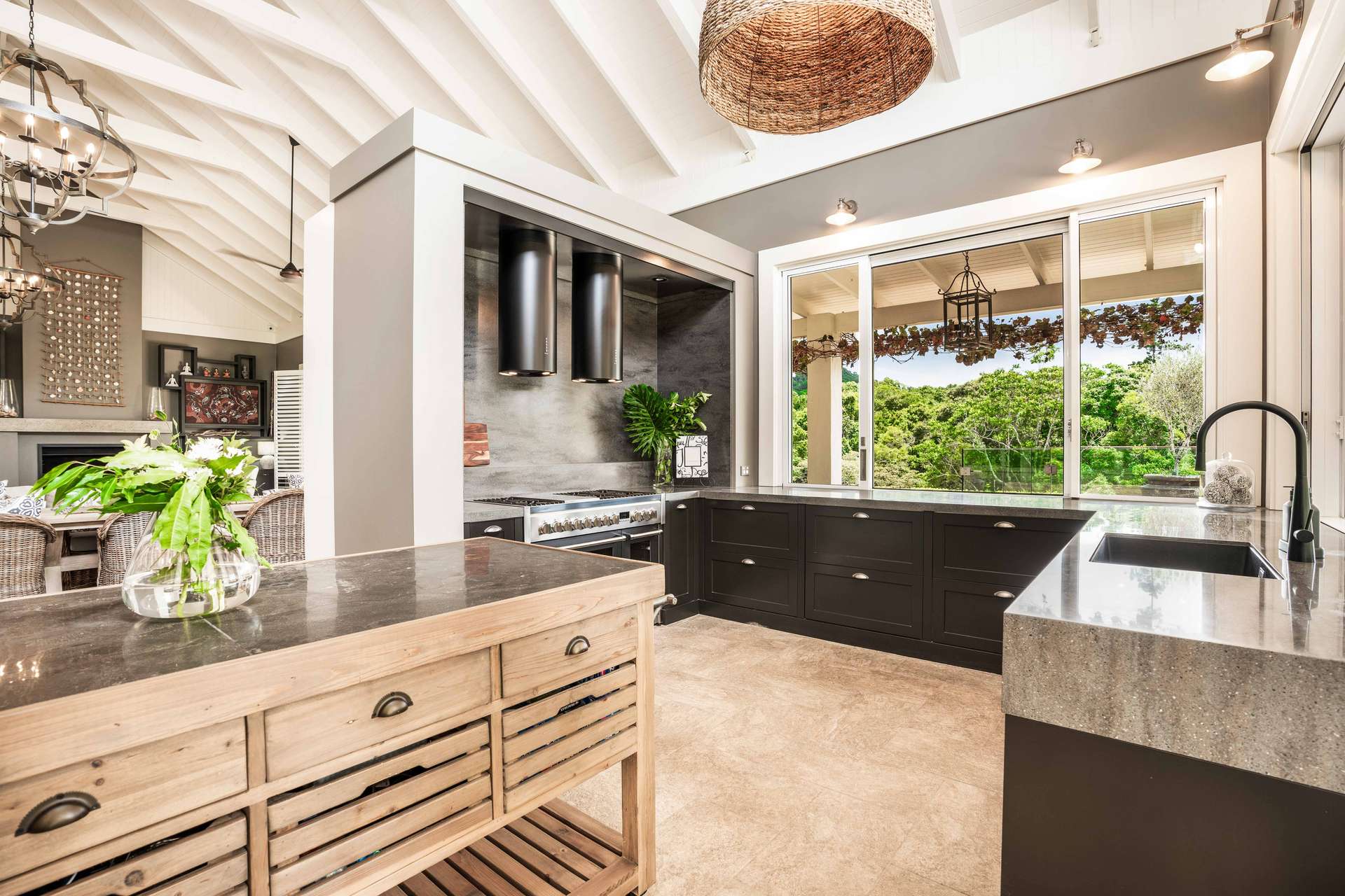 Cooroy Mountain For Sale by Farmbuy.com - image 16