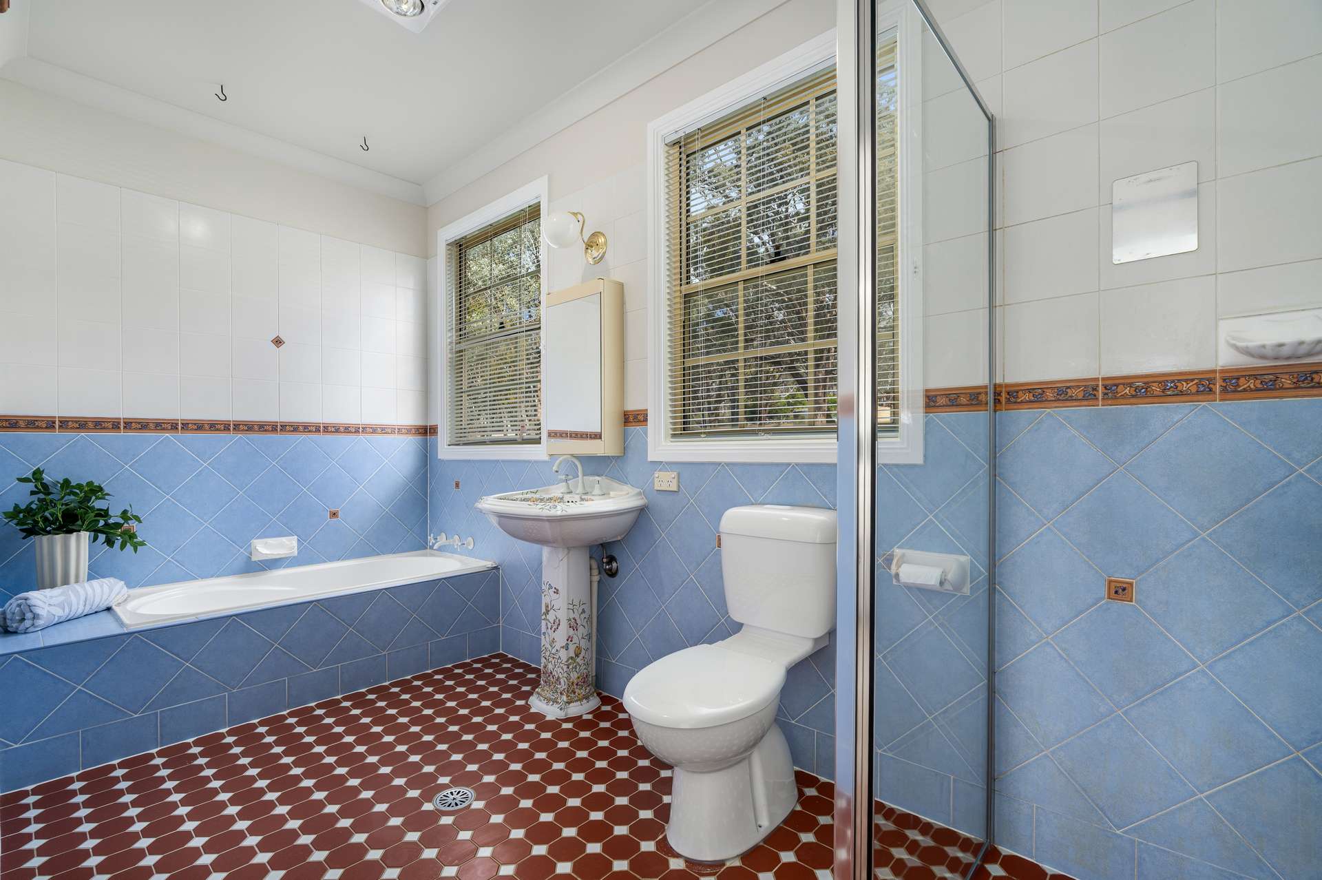 1999 O'Connell Road, O'Connell Auction by Farmbuy.com - image 18