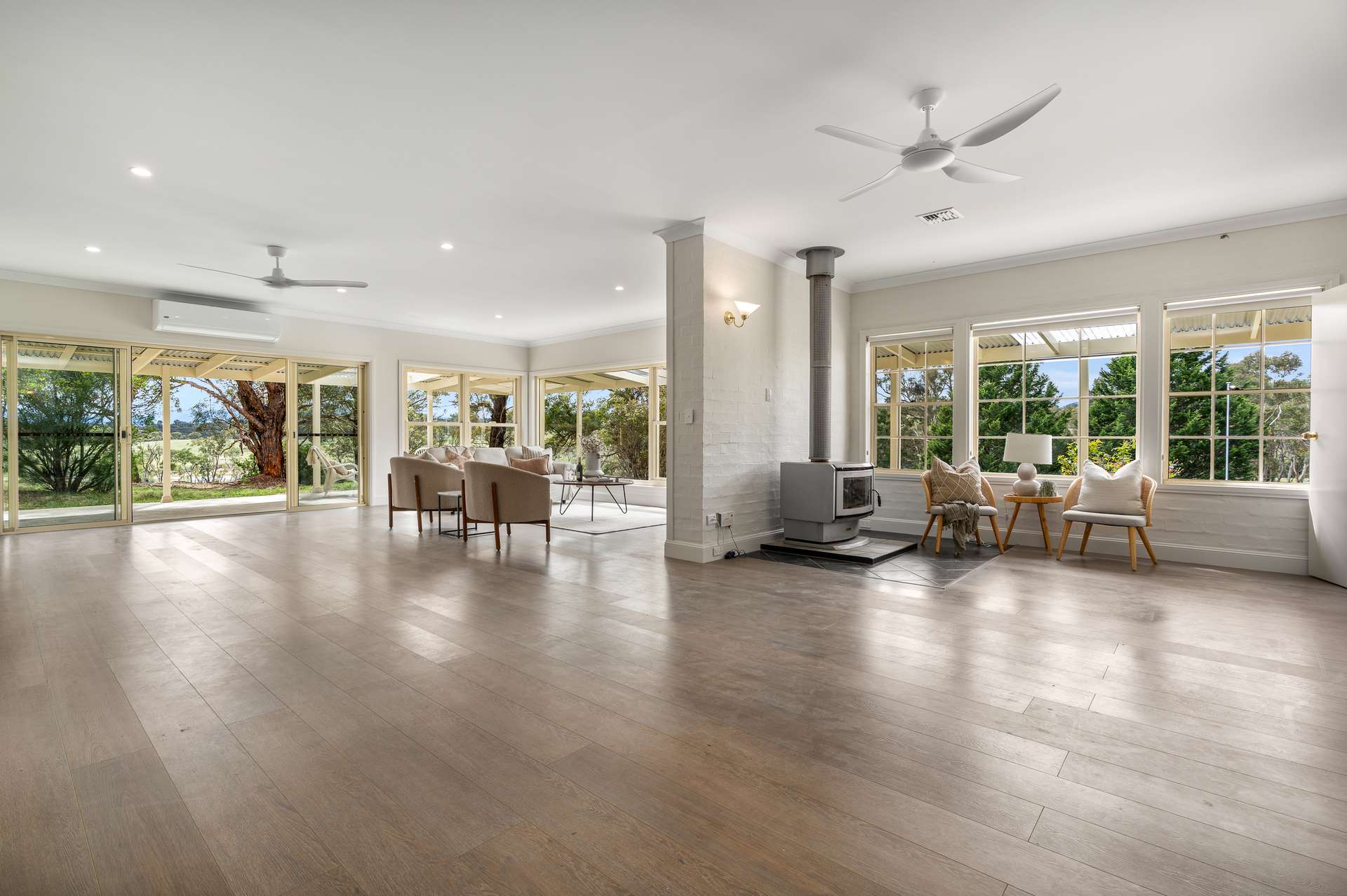 1999 O'Connell Road, O'Connell Auction by Farmbuy.com - image 10