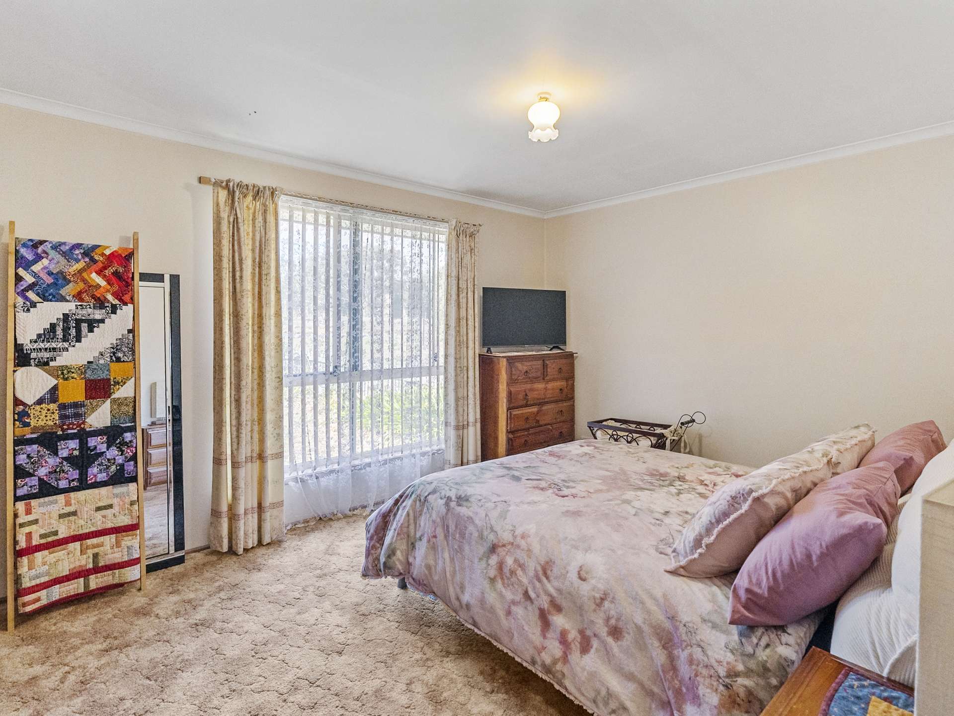 2A High Street, Oatlands For Sale by Farmbuy.com - image 10
