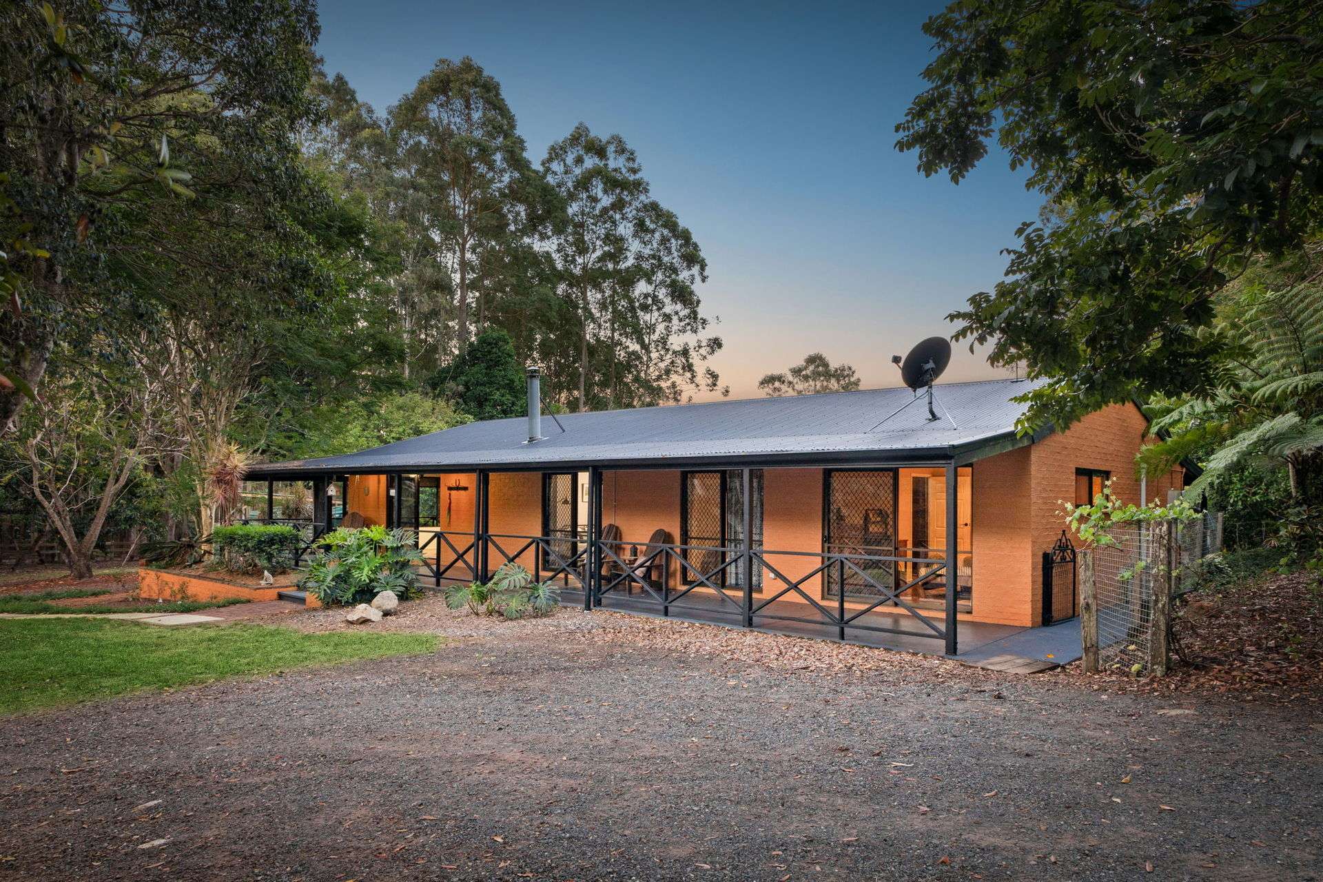 139 Barrs Road, Glass House Mountains For Sale by Farmbuy.com - image 2